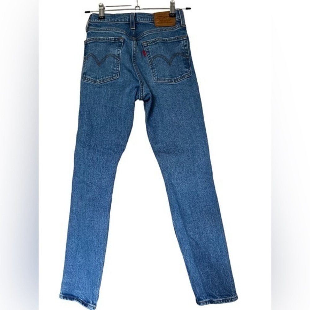Levi's wedgie Fit Ankle premium womens button fly distressed‎ jeans Size 24 X 27 - Picture 4 of 6